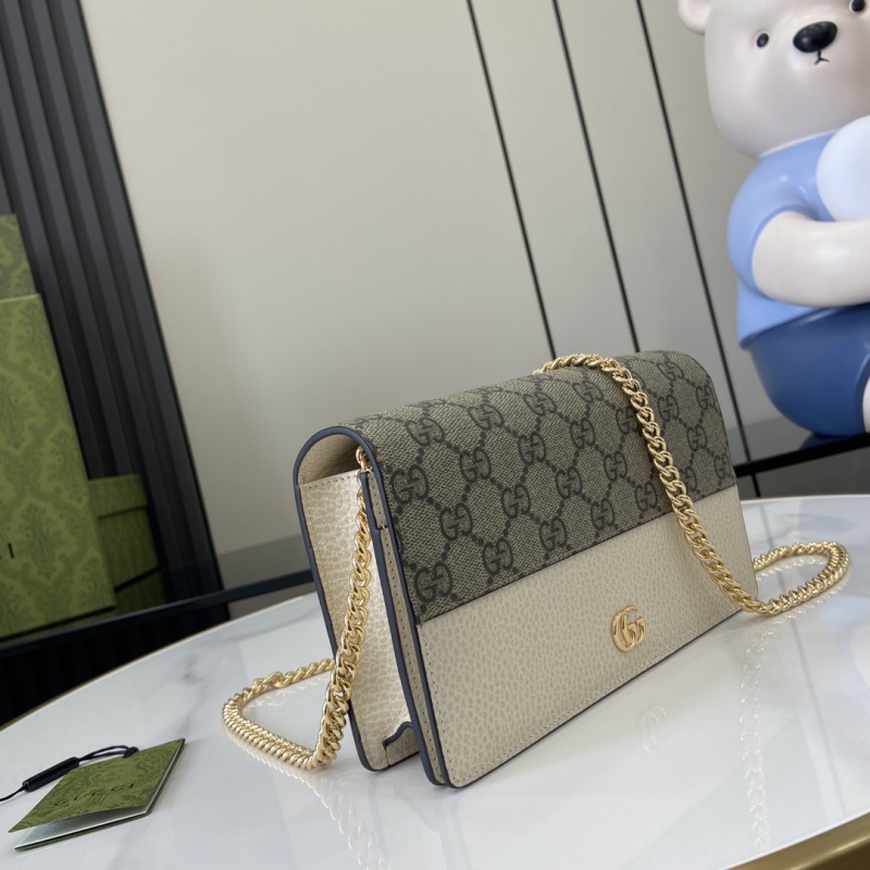 Сумка-клатч Gucci с цепочкой