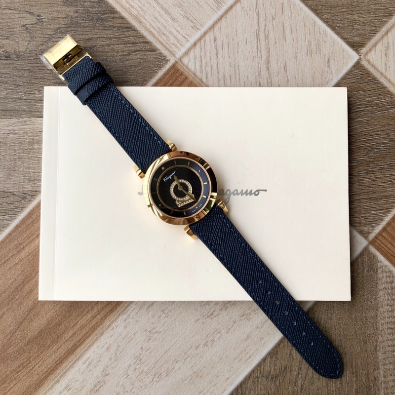 Часы Ferragamo
