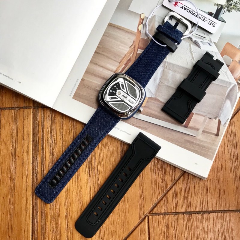 Часы SevenFriday