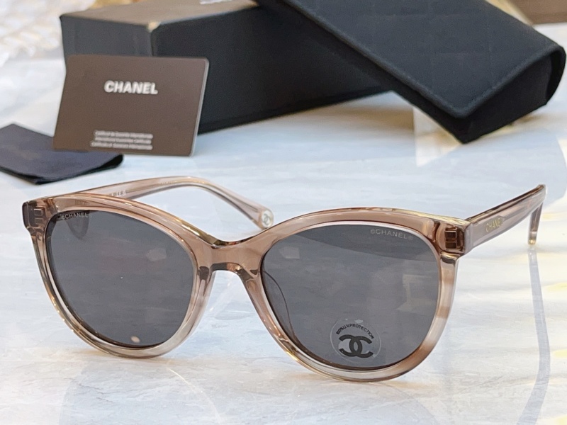 Солнцезащитные очки Chanel модель CH5523U