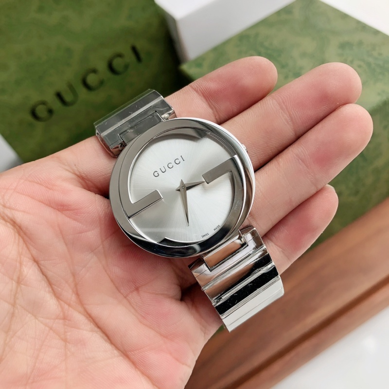 Часы Gucci