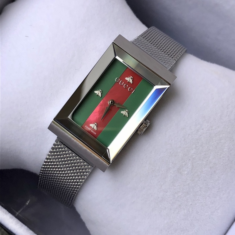 Часы Gucci