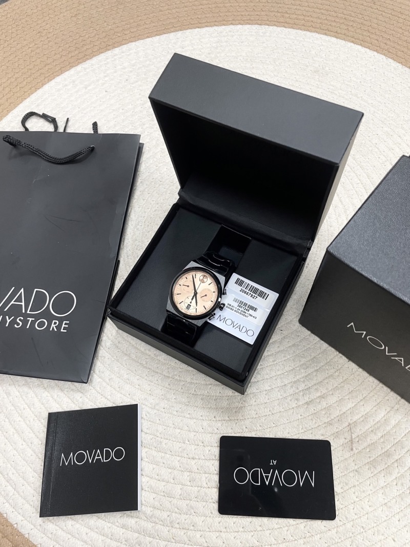 Часы Movado