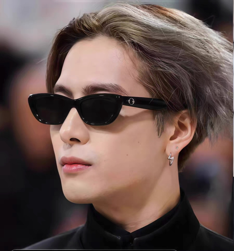 Солнцезащитные очки Gentle Monster Monochrome