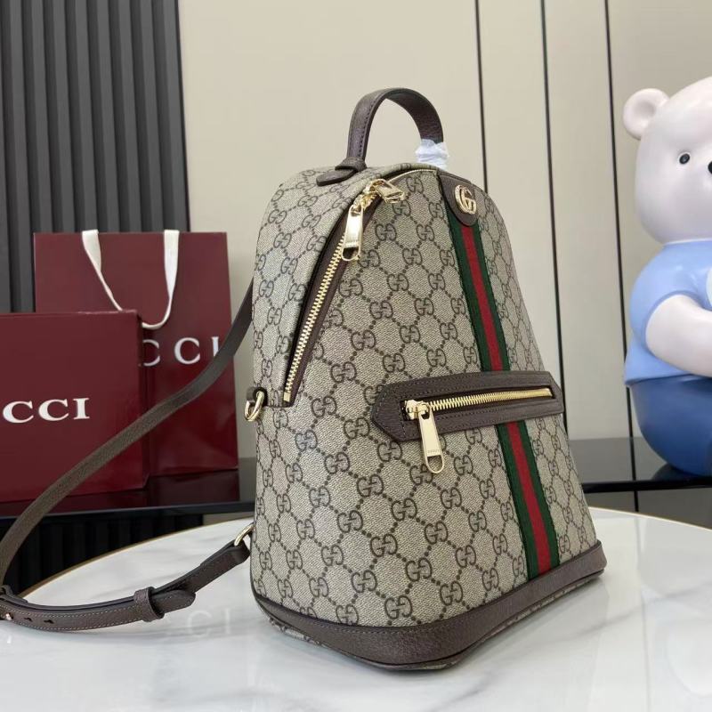 Рюкзак Gucci с монограммой и полосой