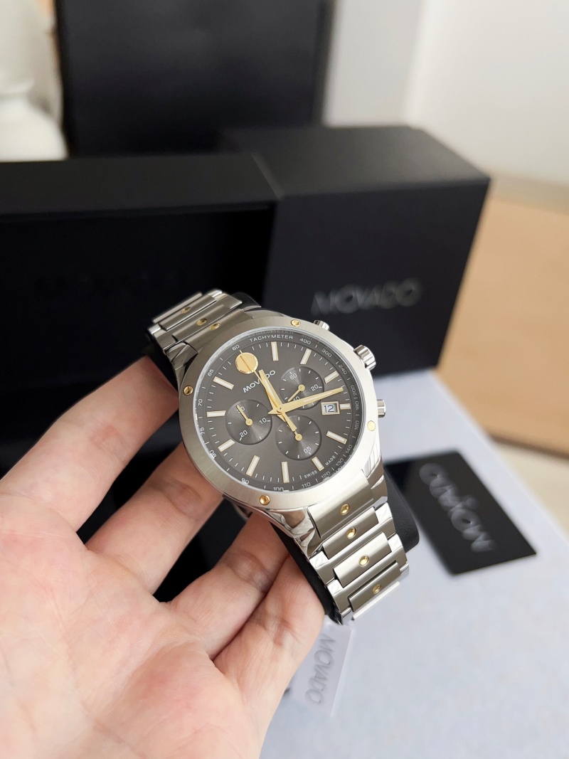 Часы Movado