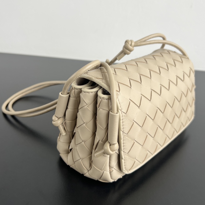 Женская сумка Bottega Veneta Notturno плетеная