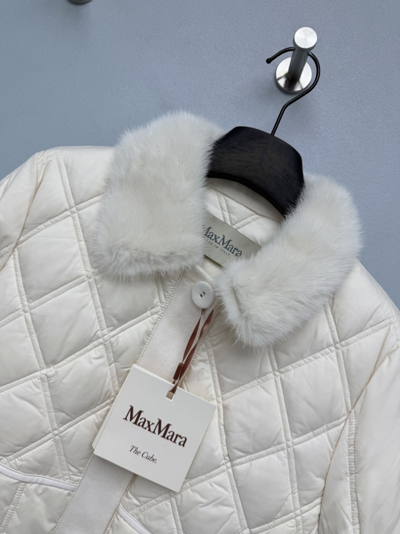 Пуховик Max Mara
