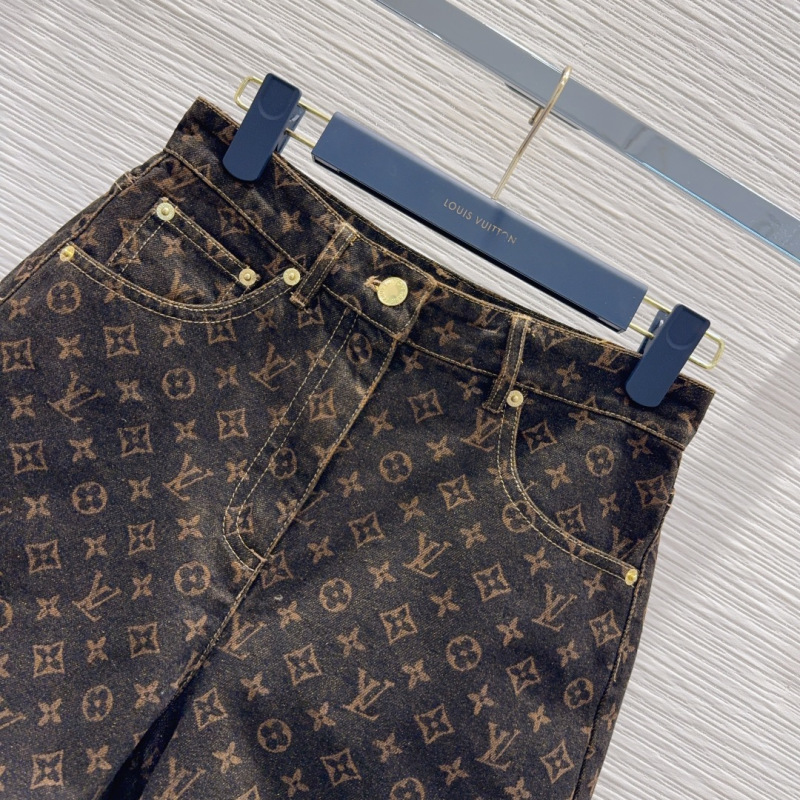 Женские джинсовые шорты с принтом Louis Vuitton