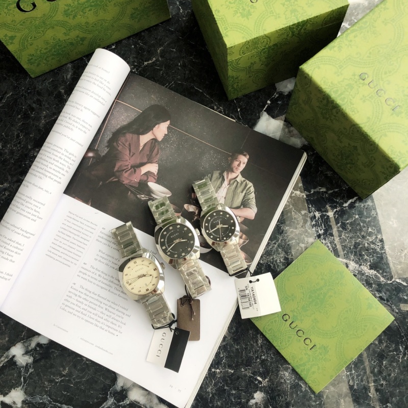 Часы Gucci