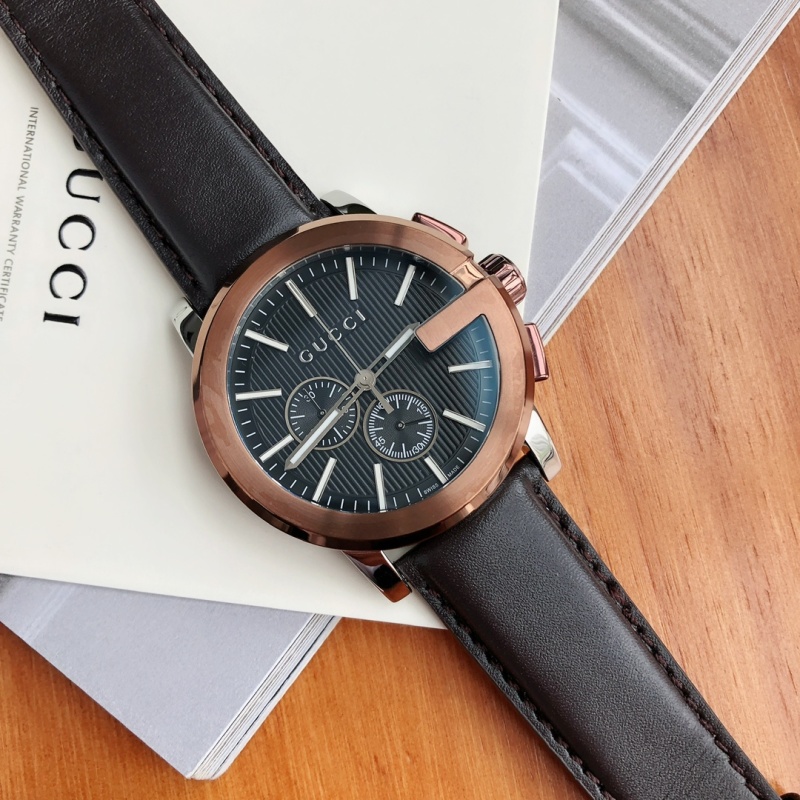 Часы Gucci