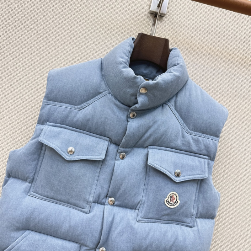 Жилет Moncler