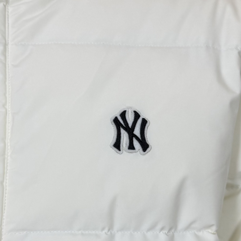 Пуховик MLB