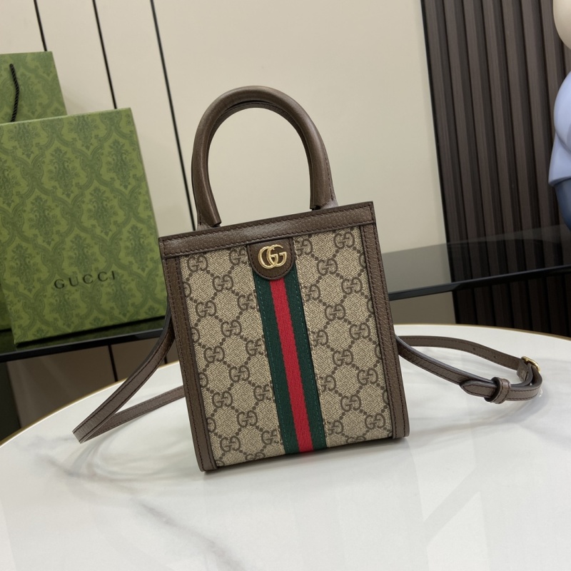 Мини-сумка Gucci с монограммой и ремешком