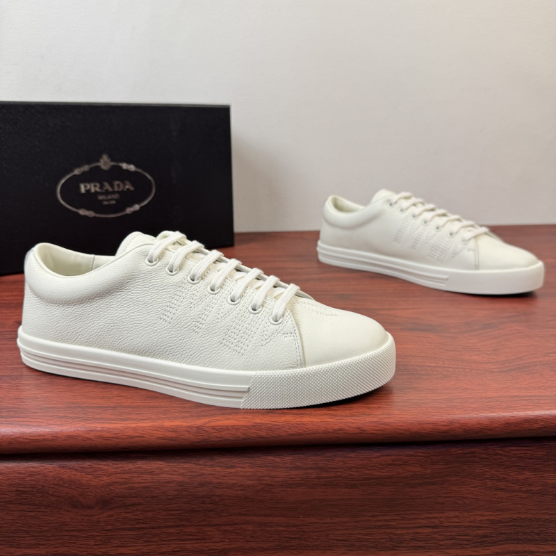 Мужские кожаные кроссовки Prada
