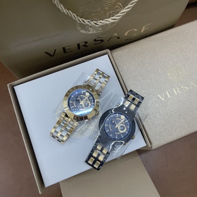 Часы Versace