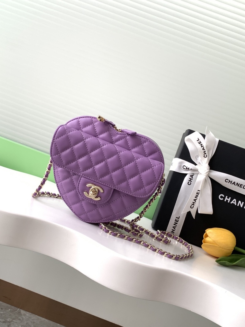 Сумка в форме сердца Chanel