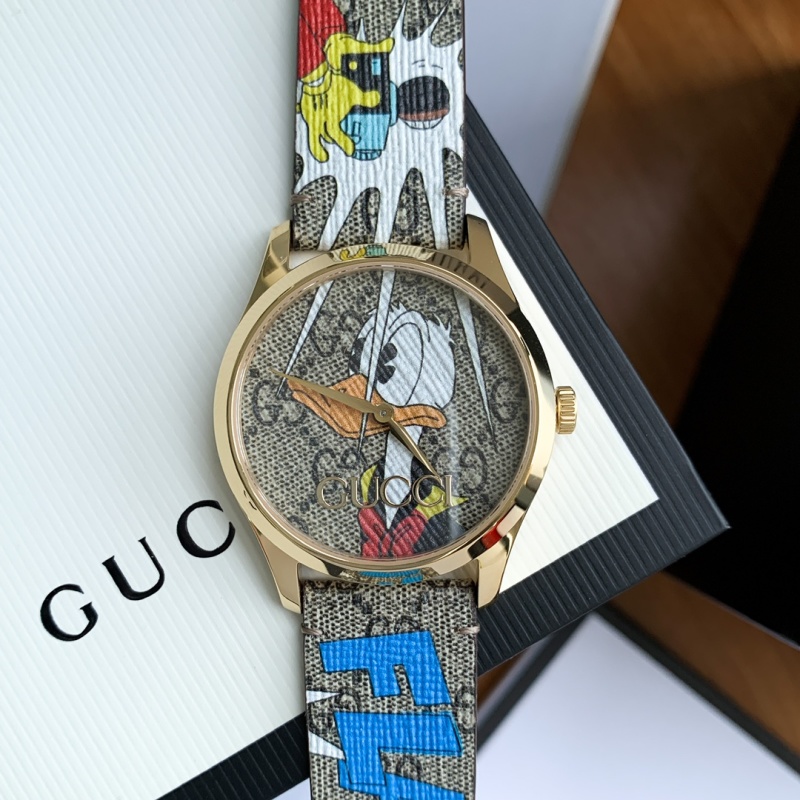 Часы Gucci