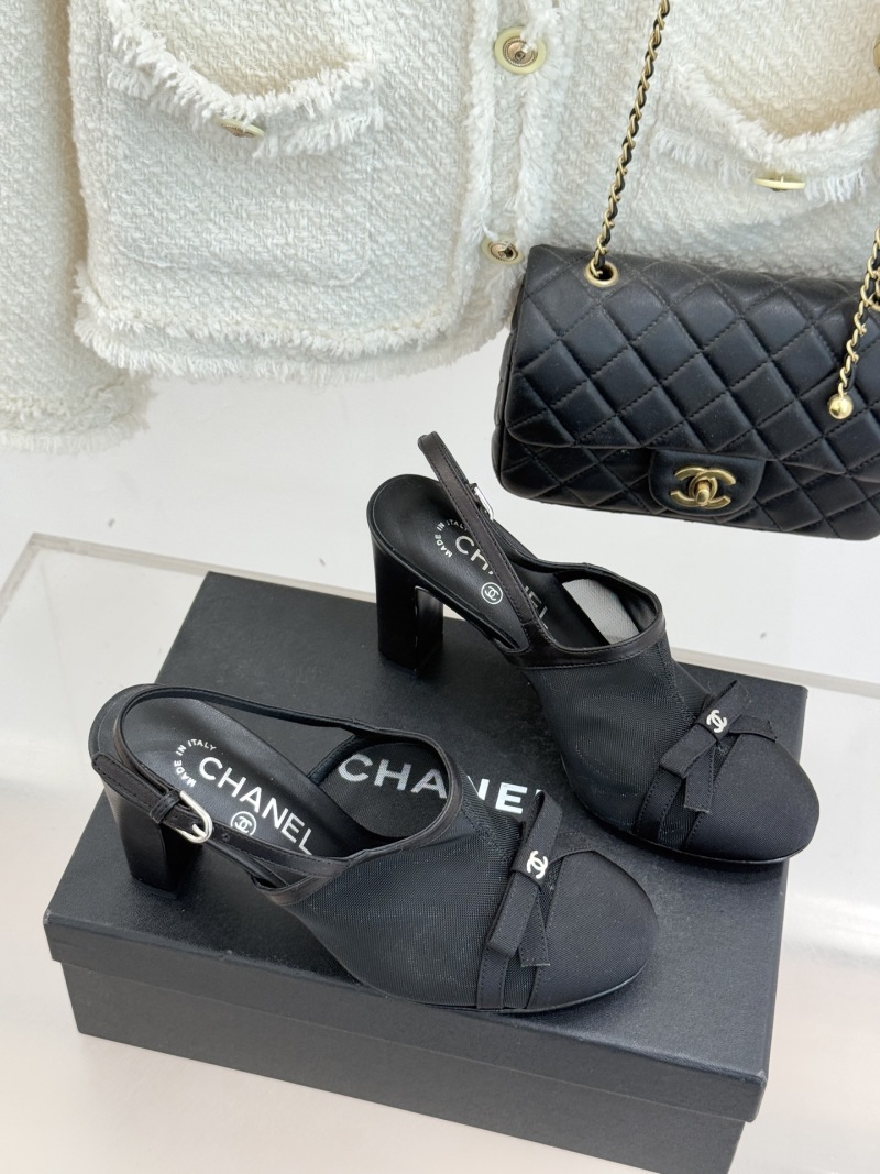 Черные туфли-слингбэки из сетки с бантом и высоким каблуком Chanel