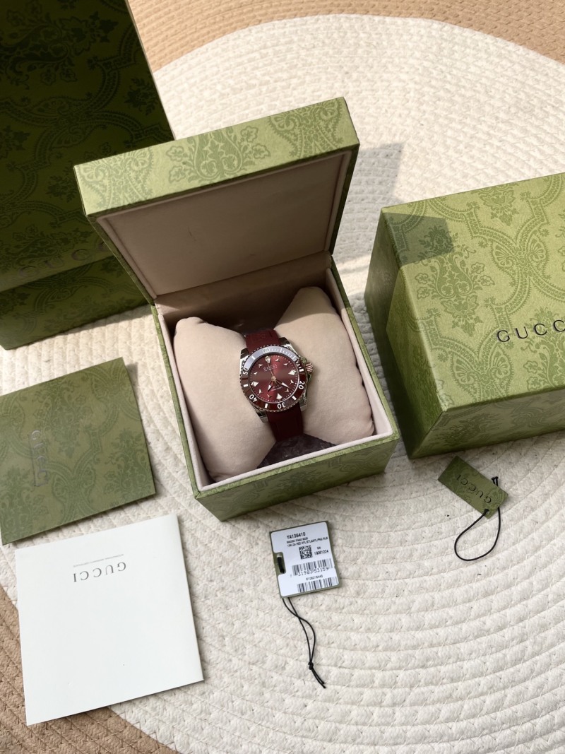 Часы Gucci