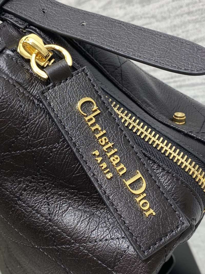 Черная сумка-кроссбоди с квилтингом Dior