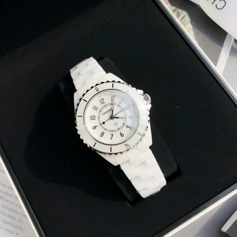 Часы Chanel