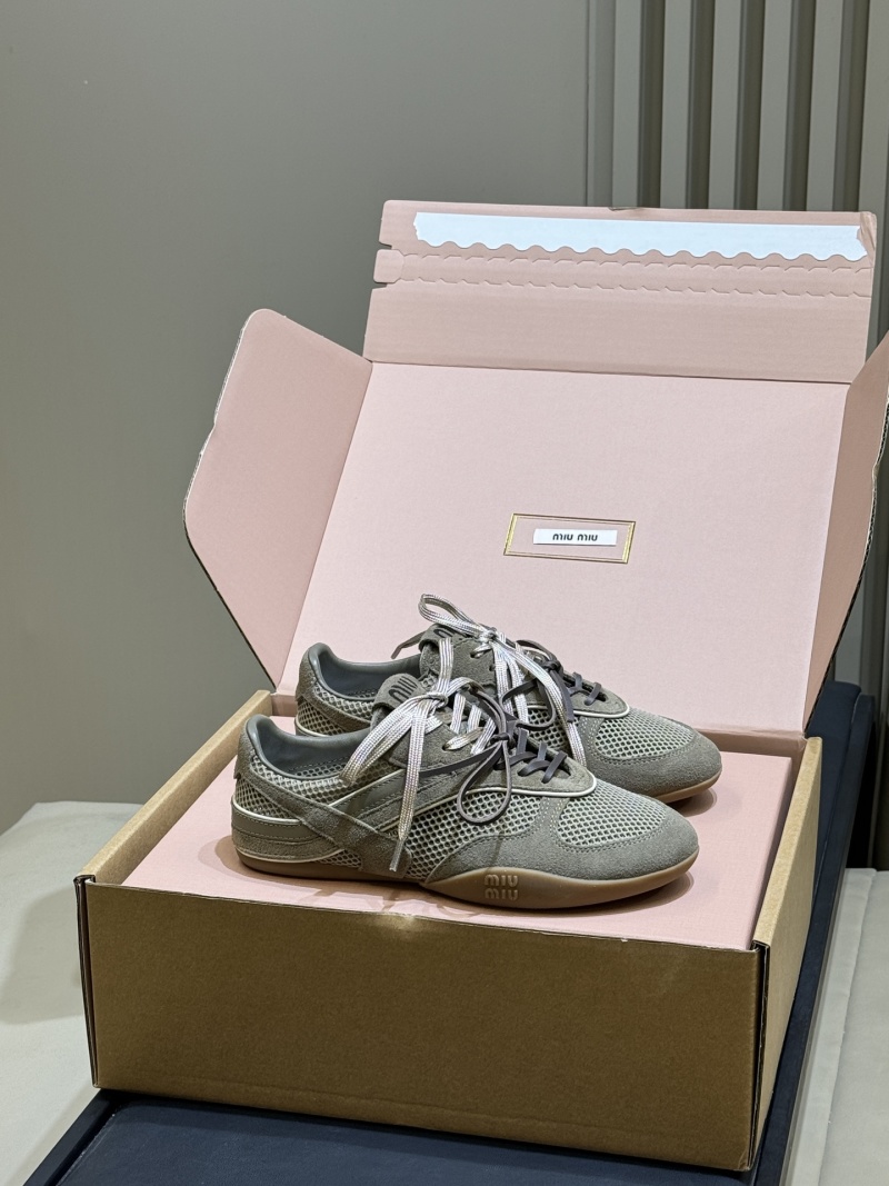 Женские кроссовки Miu Miu сетчатые с двойной шнуровкой