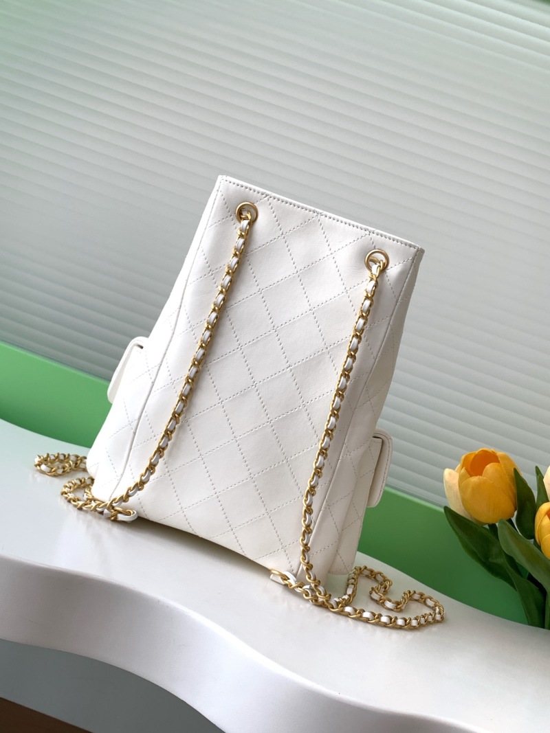 Рюкзак из кожи, стеганый дизайн Chanel