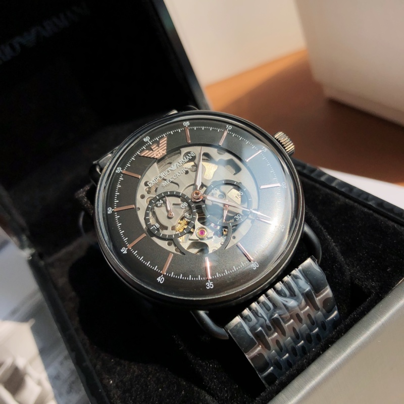 Часы Armani