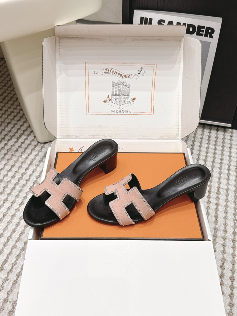 Женские сабо с орнаментом в виде буквы H Hermès