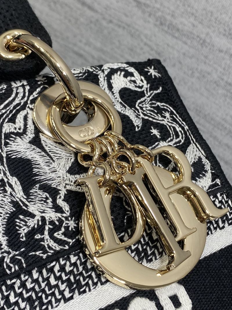 Сумка Dior Lady Dior с принтом животных