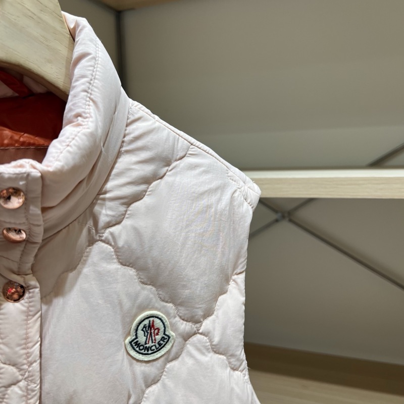Жилет Moncler