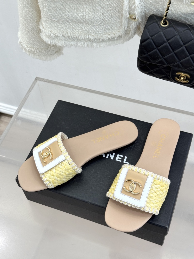 Плетеные тапочки с пряжкой Chanel