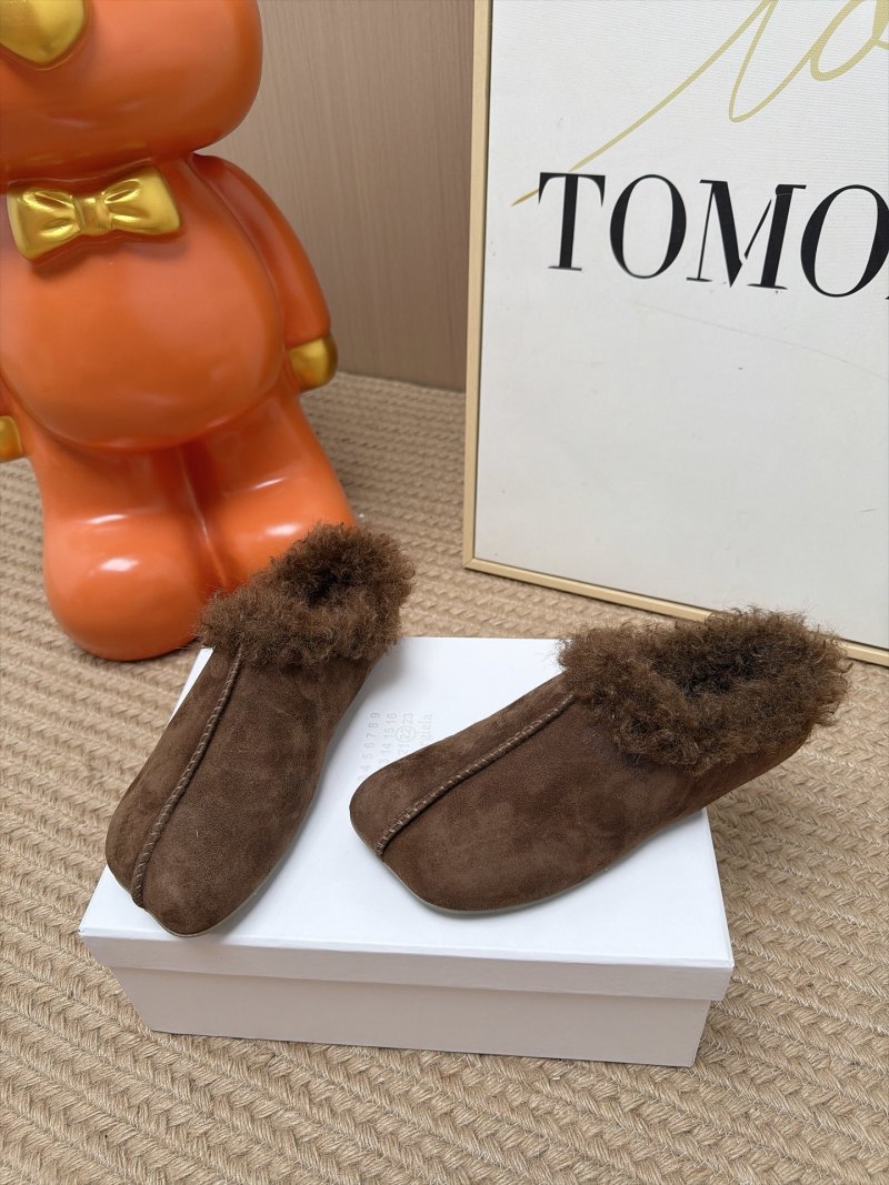 Женские угги из замши с мехом Maison Margiela
