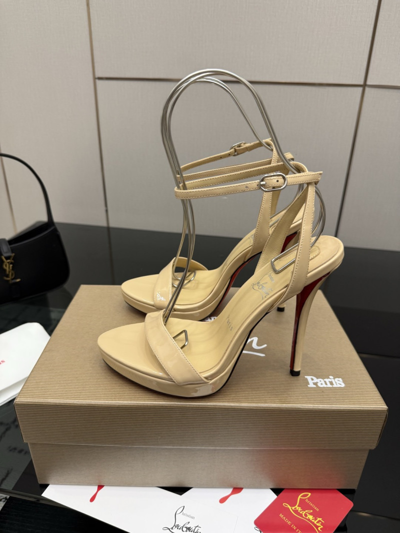 Женские лаковые босоножки Christian Louboutin