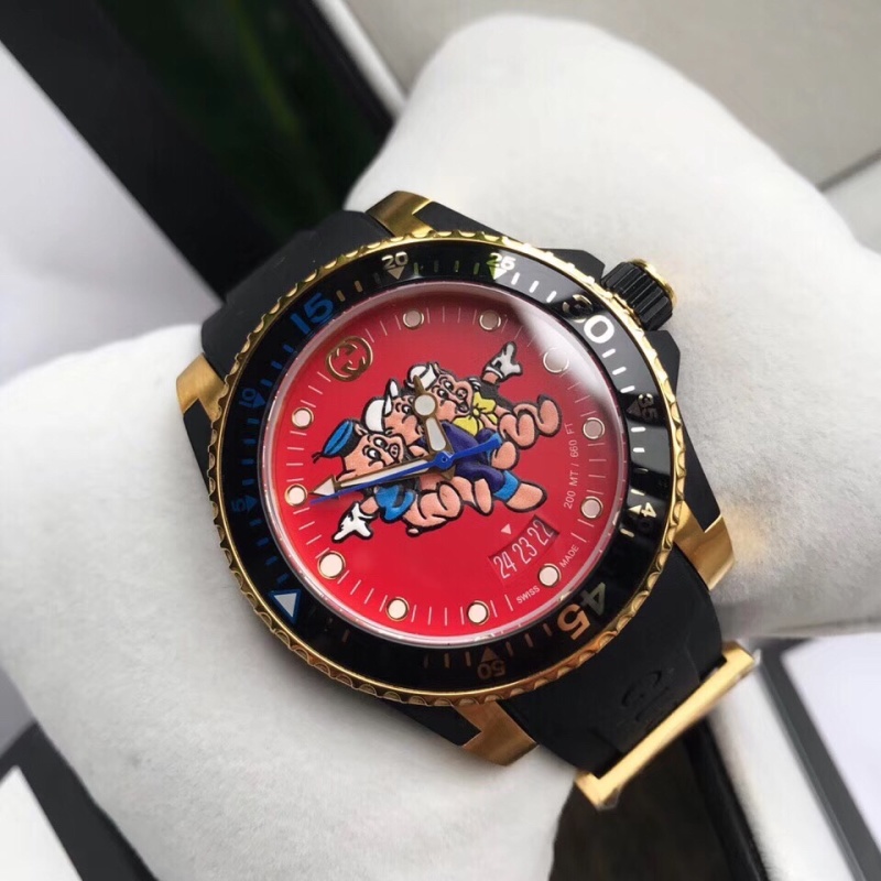 Часы Gucci