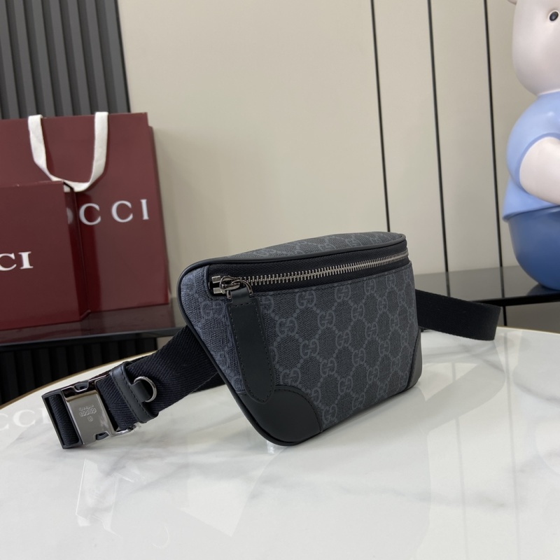 Поясная сумка Gucci с монограммой