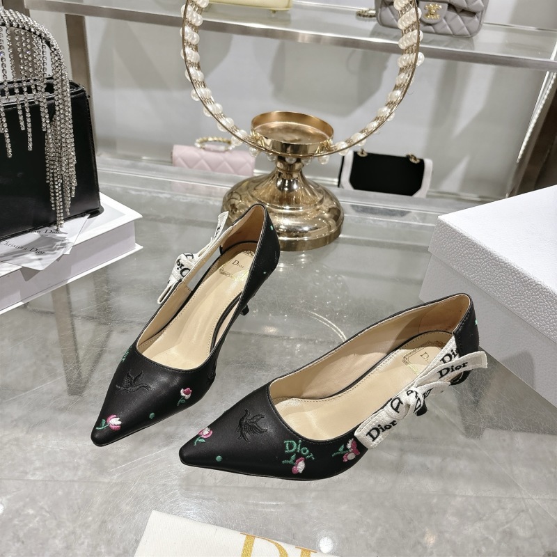 Женские туфли с вышивкой и бантом, заостренный носок Dior