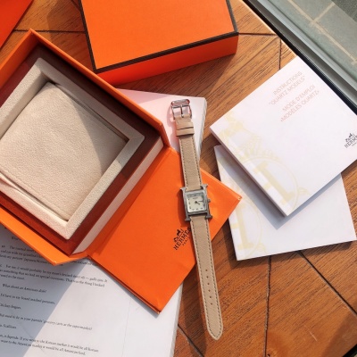 Часы Hermès