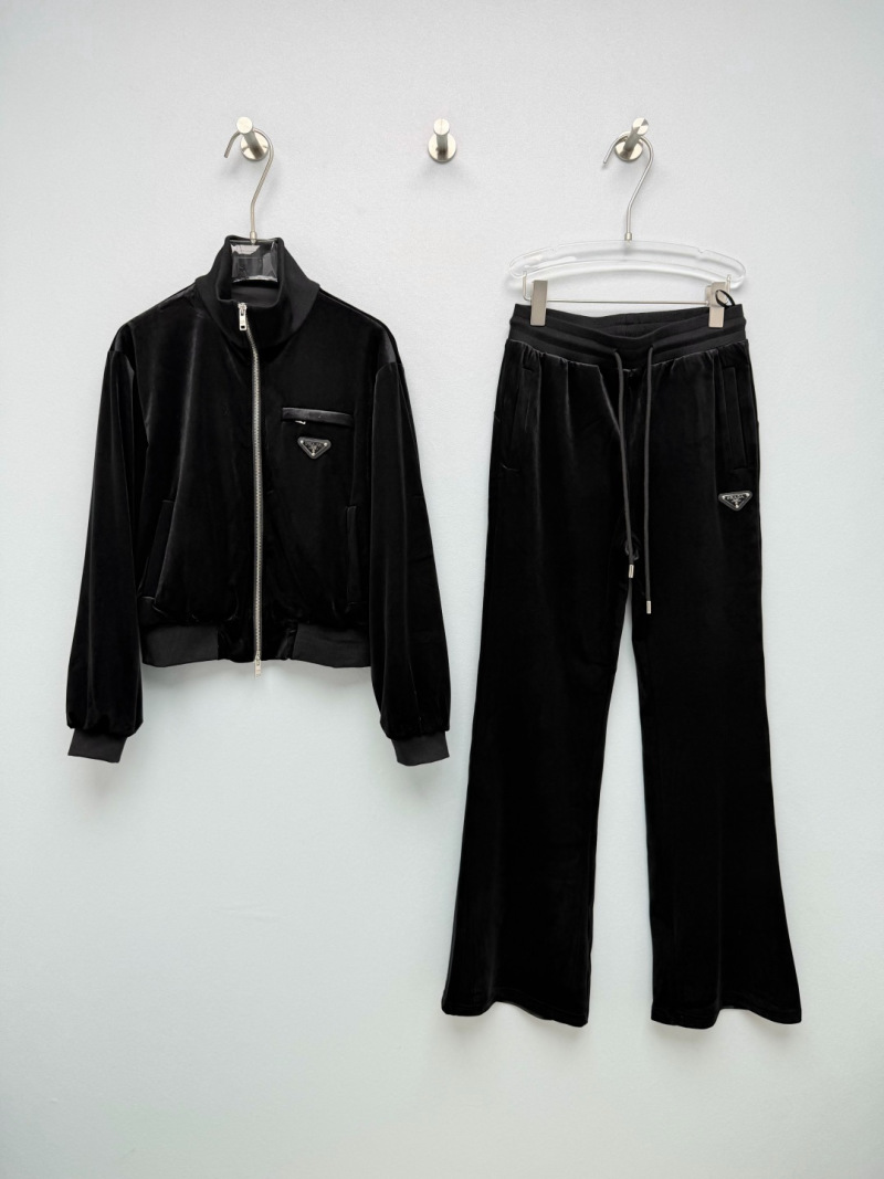 Спортивный костюм Prada