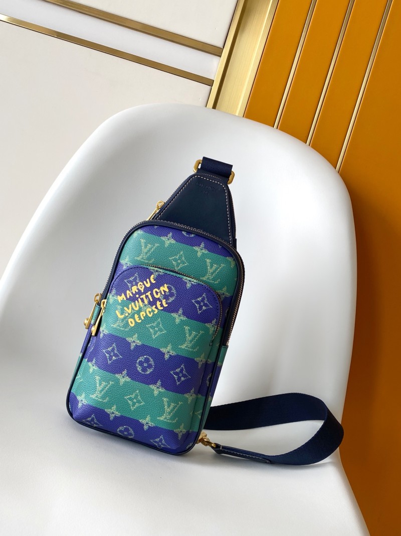 Сумка Louis Vuitton с монограммой