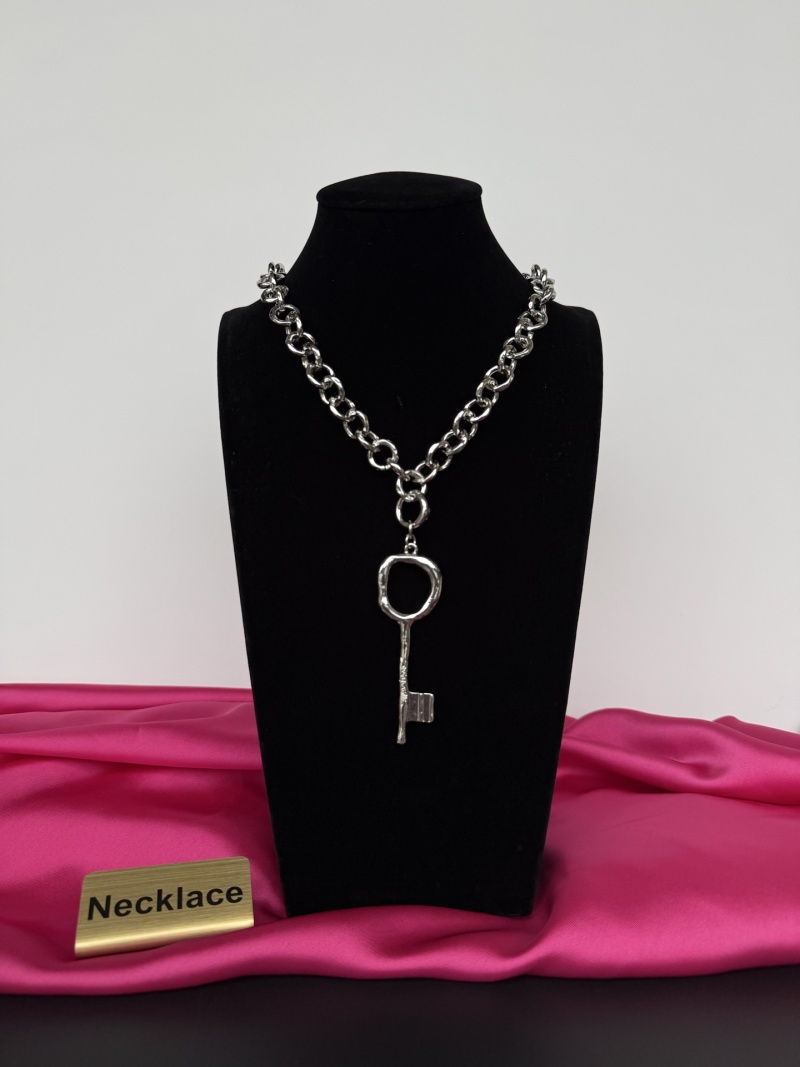 Колье с подвеской в виде ключа Schiaparelli