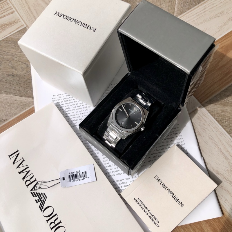 Часы Armani