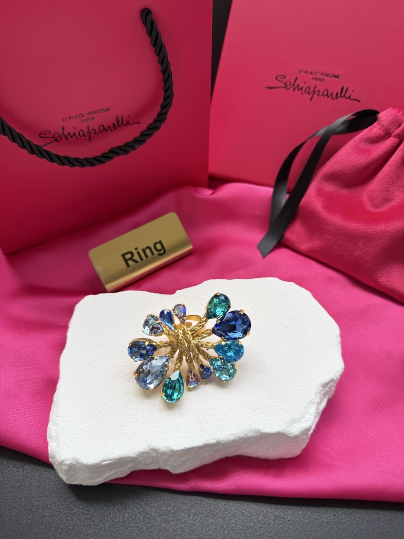 Кольцо с кристаллами Schiaparelli