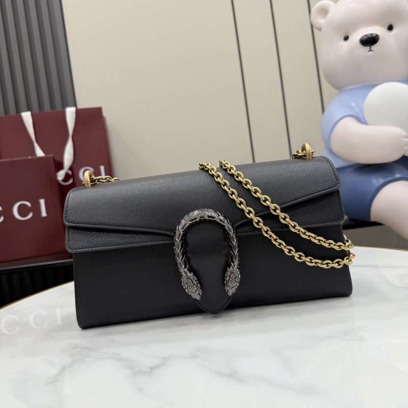 Черная сумка-кроссбоди с цепочкой и пряжкой Gucci