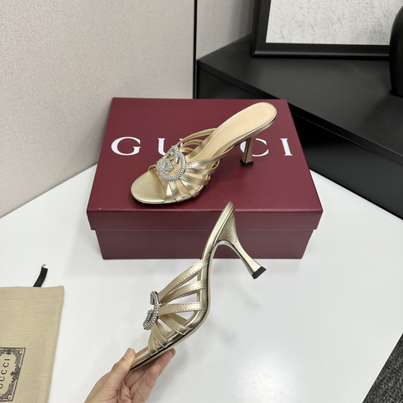 Женские босоножки на шпильке со стразами Gucci
