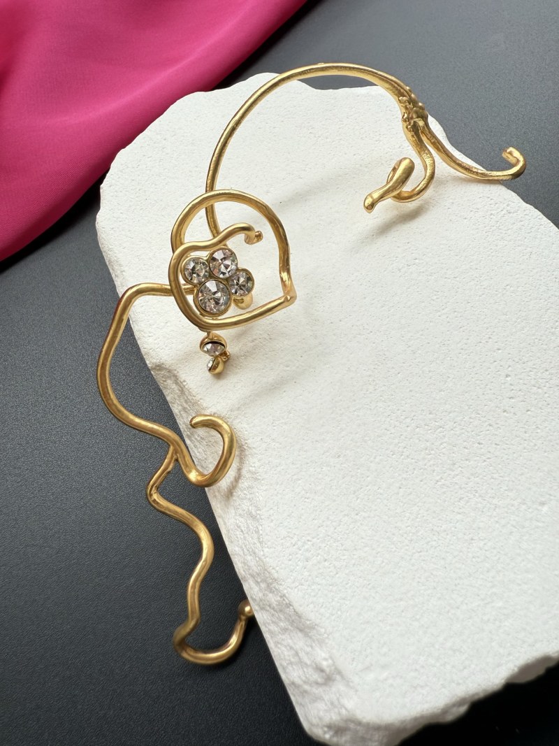 Серьги Schiaparelli