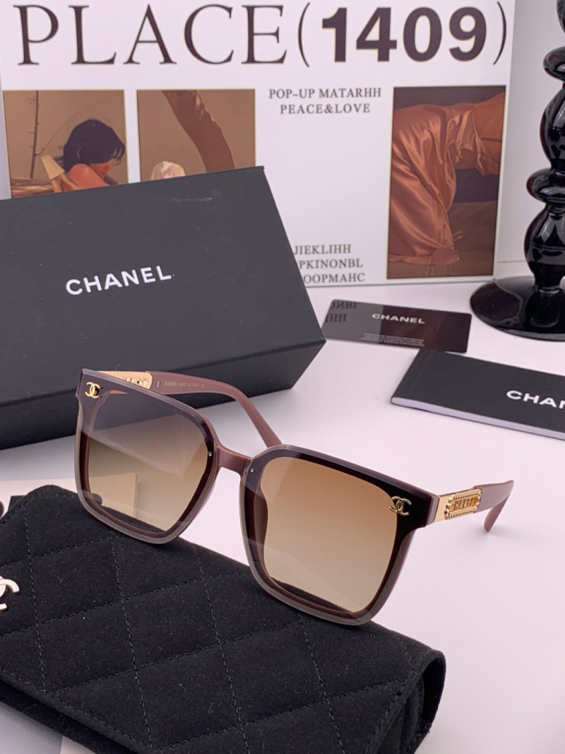 Солнцезащитные очки Chanel CH07003, прямоугольная оправа