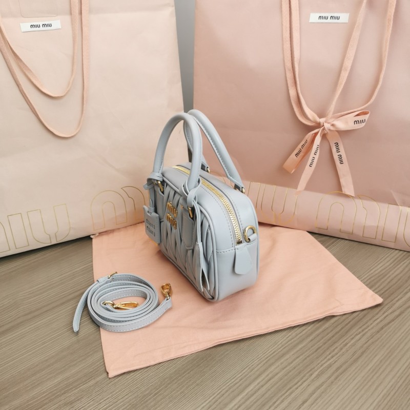 Сумка Miu Miu Matelassé ручная