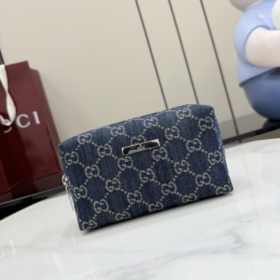 Косметичка Gucci из денима
